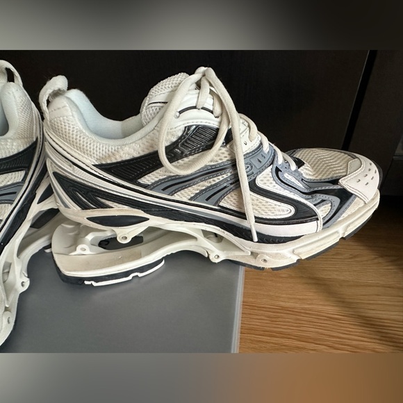 💯% Authentic! Brand New! Balenciaga X-Pander size 38 - Picture 4 of 8